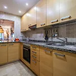 Bougainvillea Retreat, Espacioso Terraza & Parking * Estepona