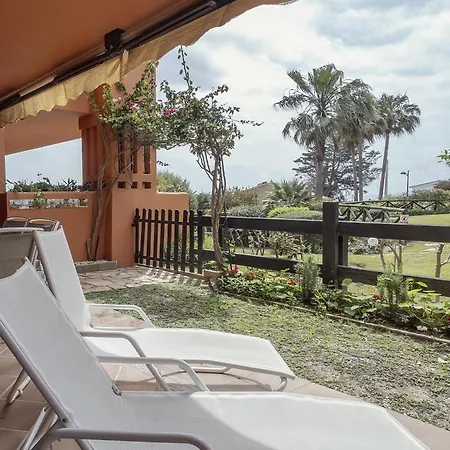 Bougainvillea Bay Estepona & Parking Apartment *