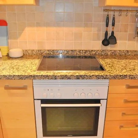 Bougainvillea Bay Estepona & Parking Apartment